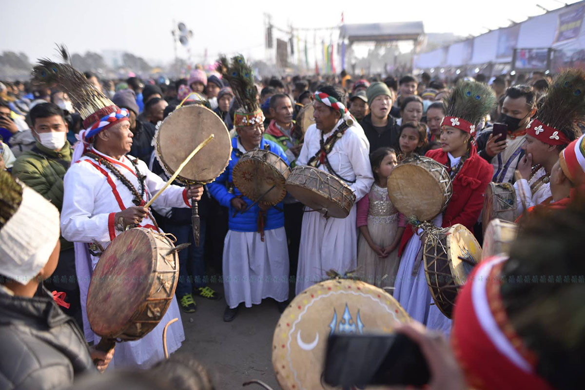 https://raracms.setopati.com/uploads/shares/2020/losar/soman losar (1).jpg